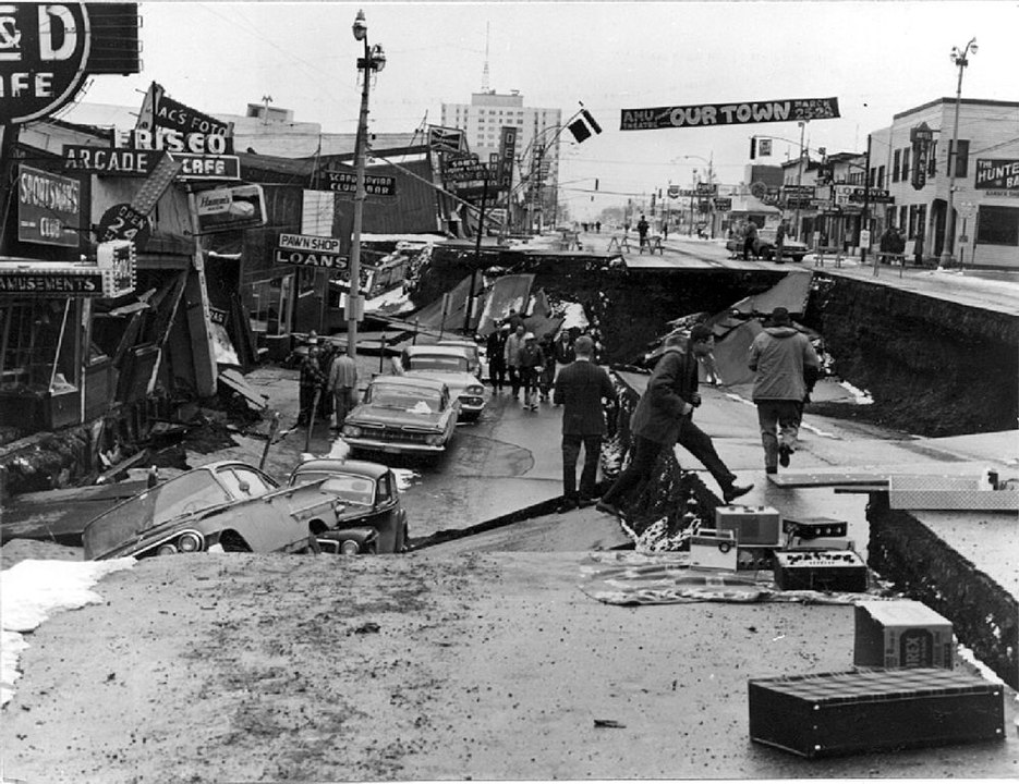 "زلزال ألاسكا العظيم عام 1962"